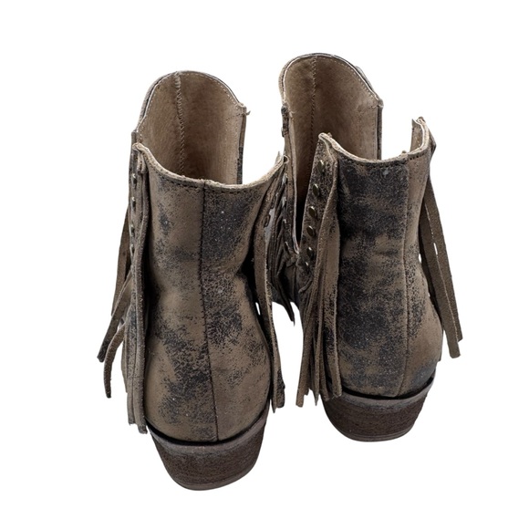 Circle G Women’s Distressed Leather Fringe Western Ankle Boots - Size 8 - Picture 6 of 10